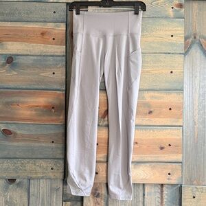 Old navy active elevate grey leggings with pockets